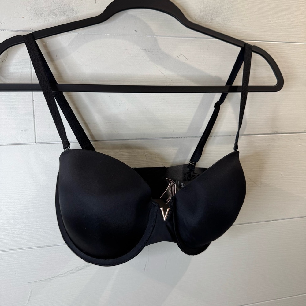 Victoria's Secret | Black Solid Multiway Bra Size 34DD - Picture 2 of 7